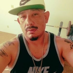 Meet your Posher, Emanuel